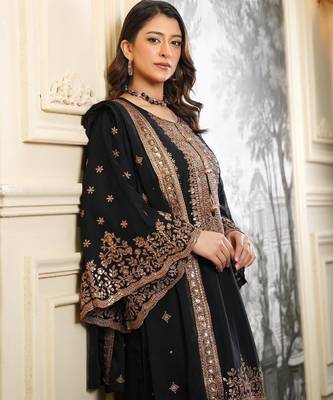 Black silk blend embroidered sharara set 2