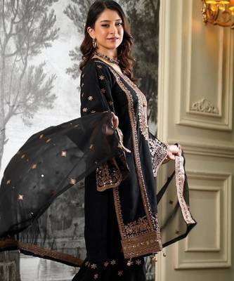 Black silk blend embroidered sharara set 3