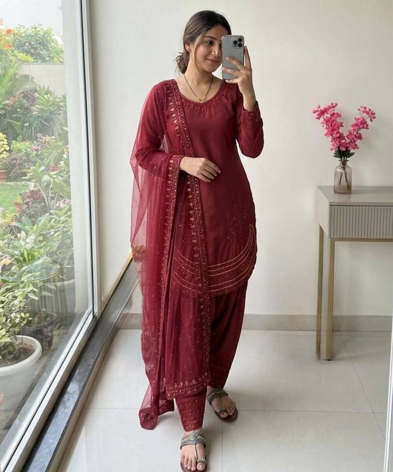 Red crepe embroidered farshi palazzo