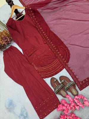 Red crepe embroidered farshi palazzo 2
