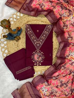 Wine silk blend embroidered kurti set 4