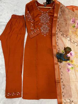 Orange silk blend embroidered kurti set 4