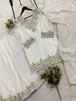 White silk blend embroidered palazzo set 2