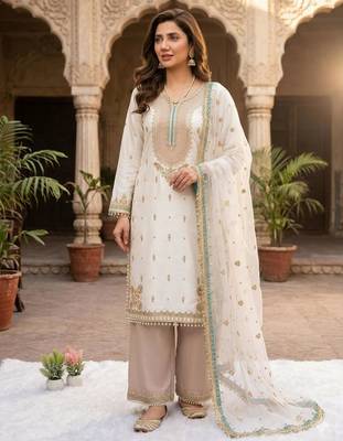 White silk blend embroidered palazzo set 1