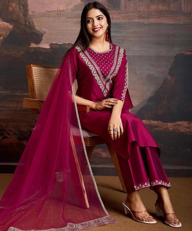 Purple silk blend embroidered trouser set