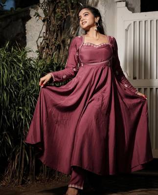 Chocolate silk blend embroidered gown set 3