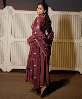 Chocolate silk blend embroidered gown set 4