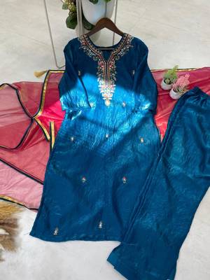Navy blue silk blend embroidered trouser set 2