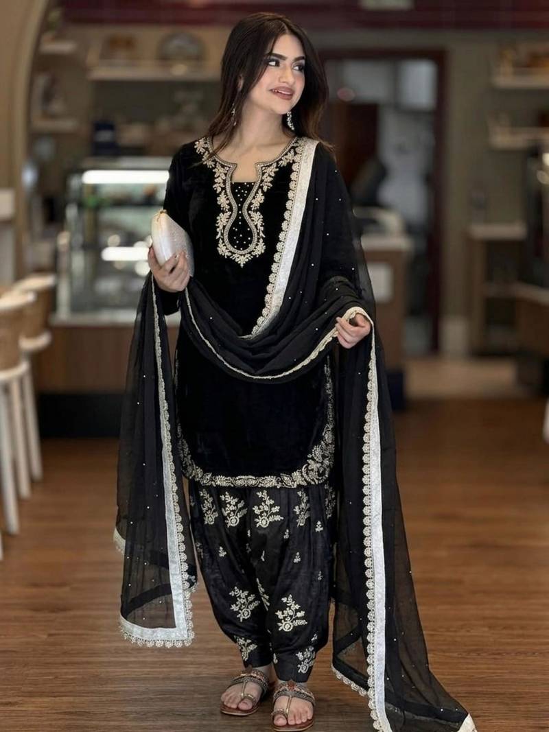 Black silk blend embroidered FARSHI SALWAR set