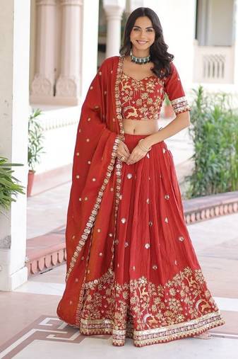 Womens New  Elegent  Vichitra Silk With Heavy Sequins & Thread Embroidered Work Lehenga Choli
