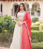 Womens New Trending Stylish Cosmos silk with Standard Frill stitching