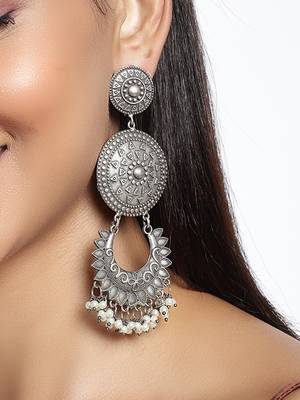 Long light weight Antique Silver Dangler 4