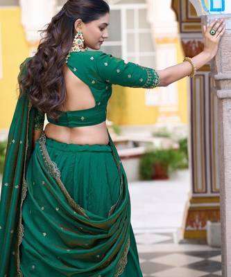 Silk bridesmaids Lehenga Choli with Sequins & Zari Thread Work 3