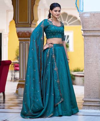 Silk bridesmaids Lehenga Choli with Sequins & Zari Thread Work 4