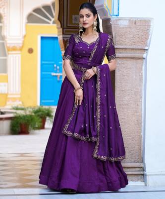 Silk bridesmaids Lehenga Choli with Sequins & Zari Thread Work 4