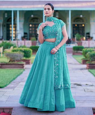 Metallic Sheen Lehenga with Intricate Zari & Beadwork 1