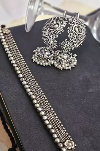 Antique Necklace With Karnphool