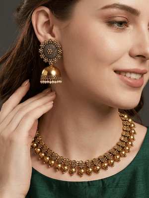 Gold Plated Alloy Antique Necklace with Jhumkas 4
