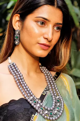 Silver necklace-sets