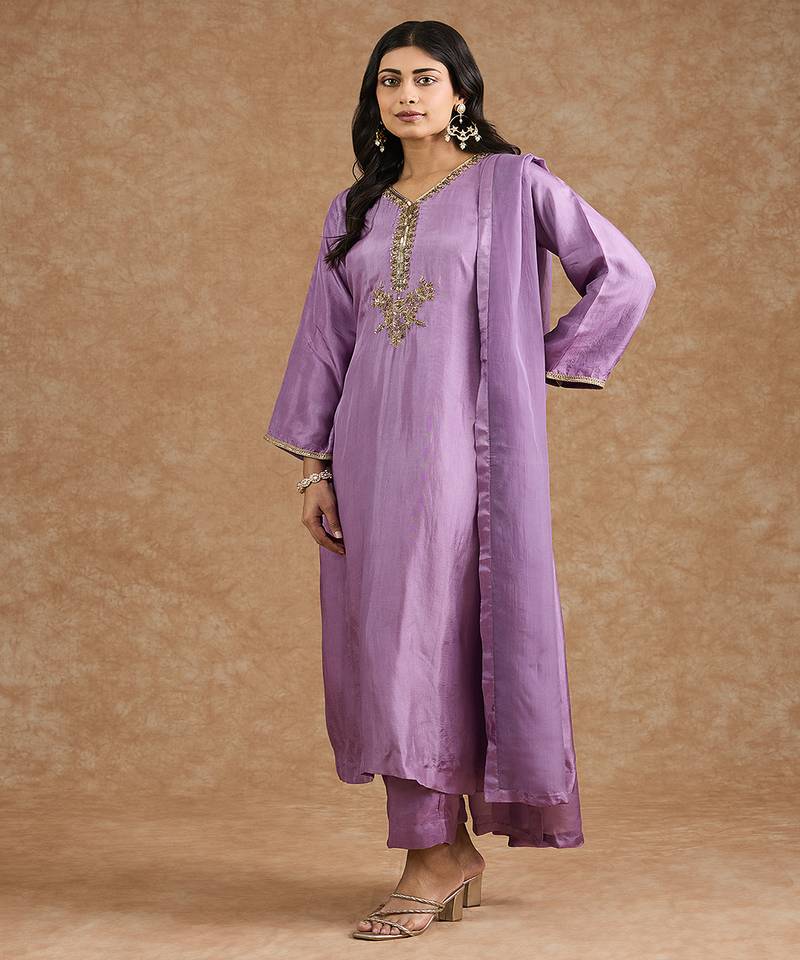 Dull purple opara silk hand embroidered kurta set