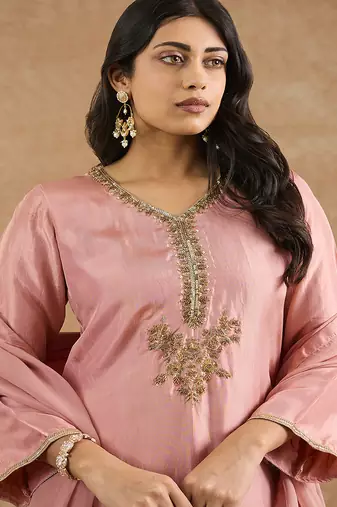 Dull peach opara silk hand embroidered kurta set