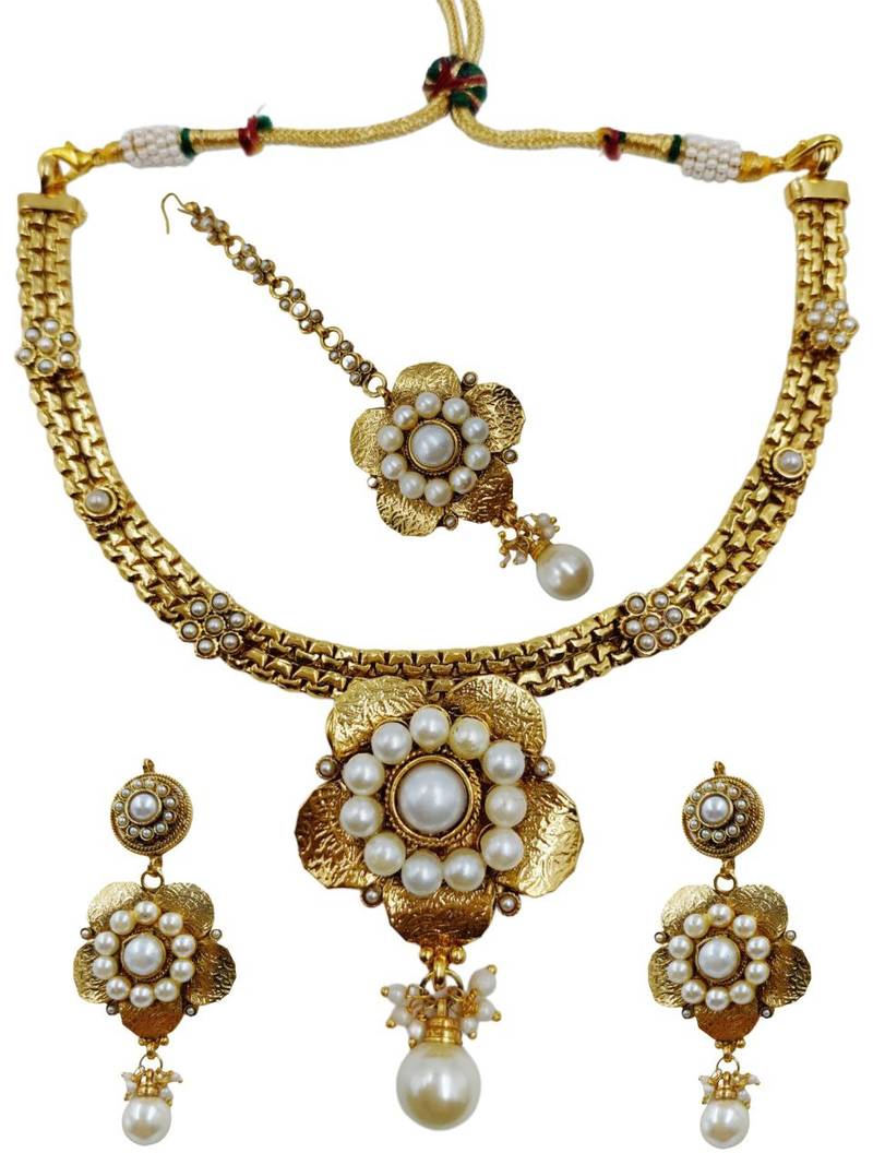 Premium gold plated kundan pearl choker necklace set with earrings & maang tikka