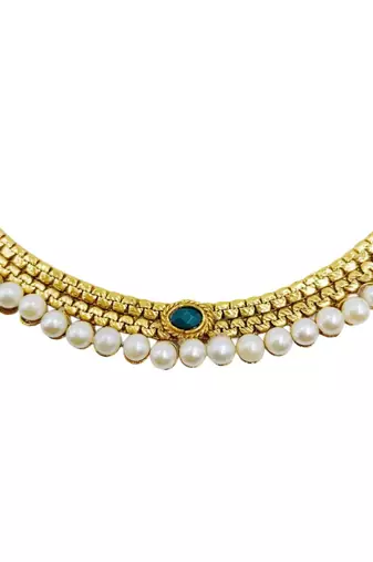 Premium gold plated kundan pearl choker necklace set with earrings & maang tikka