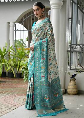 Sea green color banarasi silk blend ajhrakh meena zari weaving patola saree 2