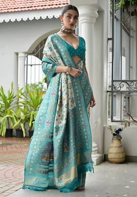 Sea green color banarasi silk blend ajhrakh meena zari weaving patola saree 3