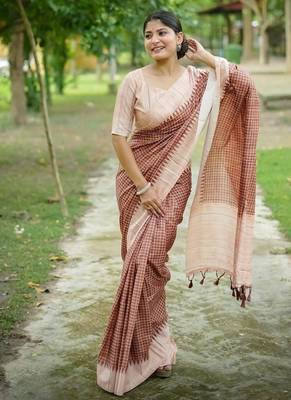 Coffee color tussar silk blend checks printed style kanth weaving saree 3