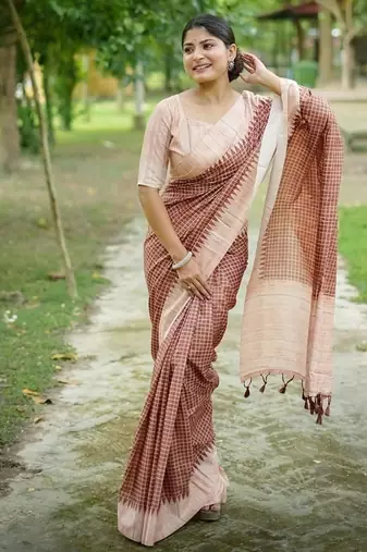 Coffee color tussar silk blend checks printed style kanth weaving saree