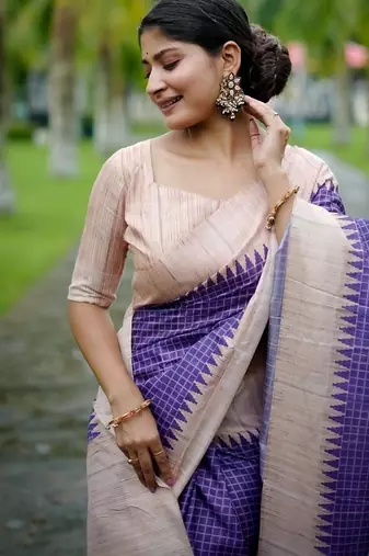 Wine color tussar silk blend checks printed style kanth weaving saree
