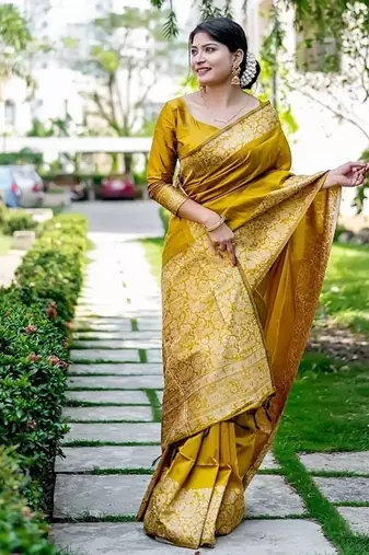 Yellow color handloom  silk blend weaving pallu saree