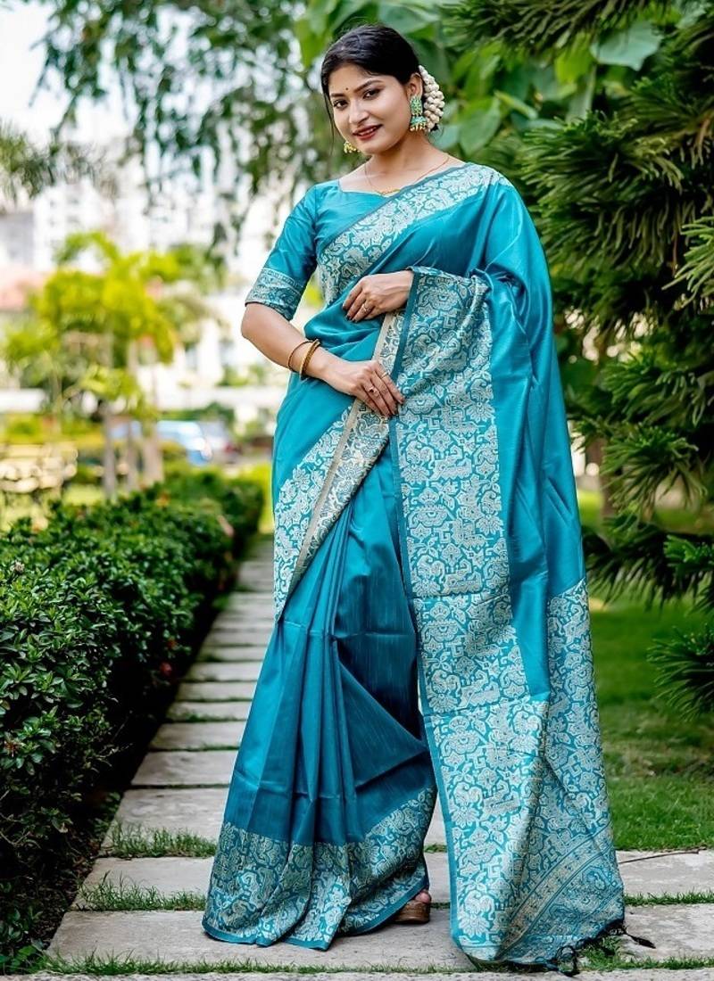 Sky blue color handloom raw silk weaving pallu saree