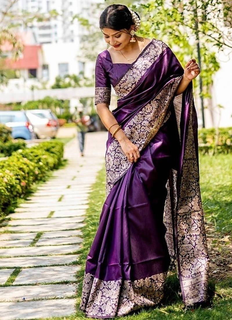 Purple color handloom raw silk weaving pallu saree