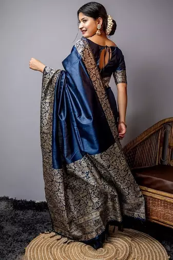 Blue color handloom  silk blend weaving pallu saree
