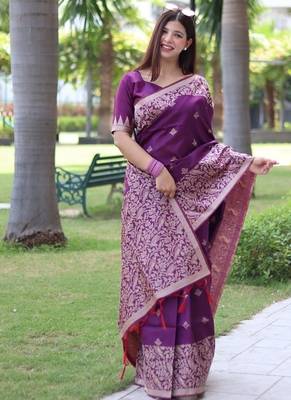 Purple color banglori handloom  silk blend waving buttis saree 3