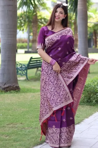 Purple color banglori handloom  silk blend waving buttis saree