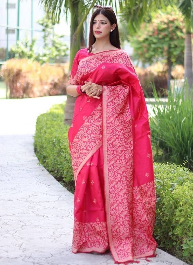 Peach color banglori handloom raw silk waving buttis saree