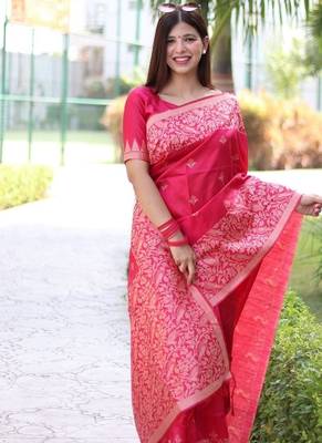 Peach color banglori handloom  silk blend waving buttis saree 3