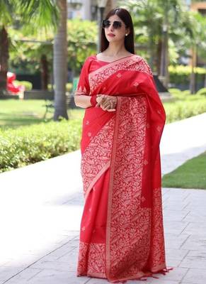 Red color banglori handloom  silk blend waving buttis saree 1