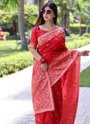 Red color banglori handloom  silk blend waving buttis saree 3