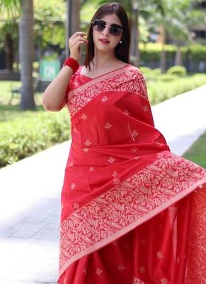 Red color banglori handloom  silk blend waving buttis saree 4