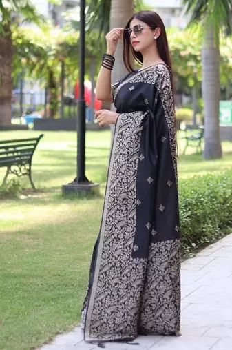 Black color banglori handloom  silk blend waving buttis saree