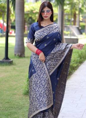 Blue color banglori handloom  silk blend waving buttis saree 3