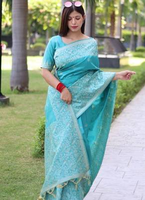 Sky blue color banglori handloom  silk blend waving buttis saree 4
