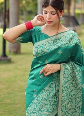 Sea green color banglori handloom  silk blend waving buttis saree 3