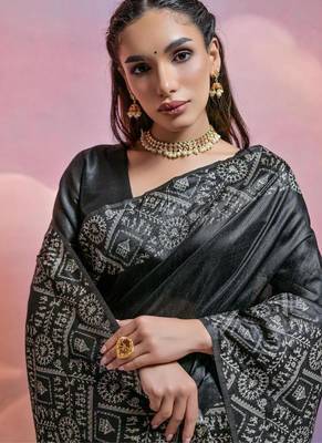 Back color banglori handloom  silk blend waving saree 4