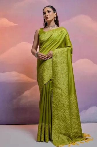 Mehandi color banglori handloom  silk blend waving saree