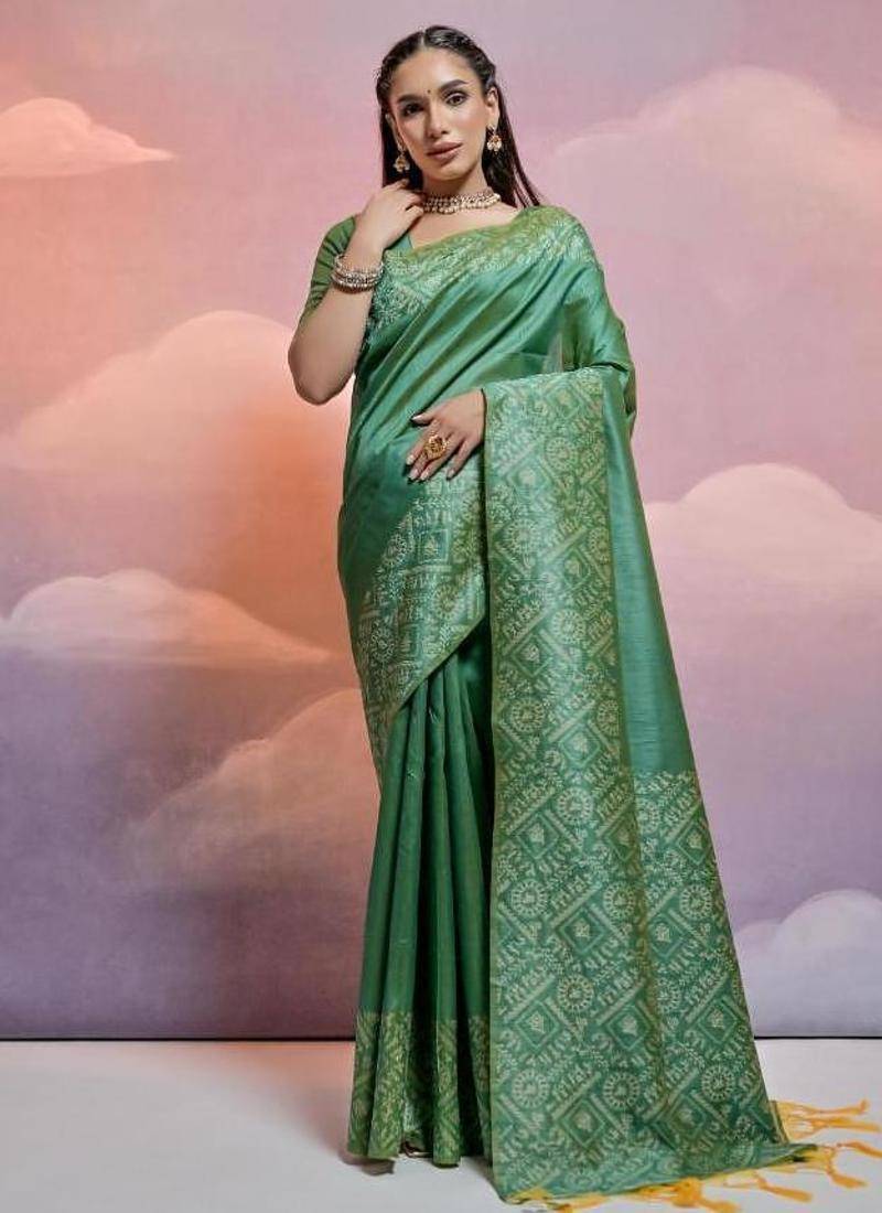 Sea green color banglori handloom raw silk waving saree